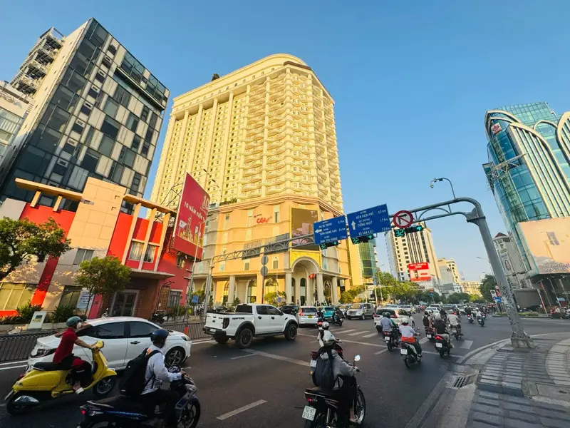 Nhà mặt phố sầm uất, vị trí vàng, giá hấp dẫn... Bán nhà mặt phố tại Xuân Hòa, Hồ Chí Minh 01