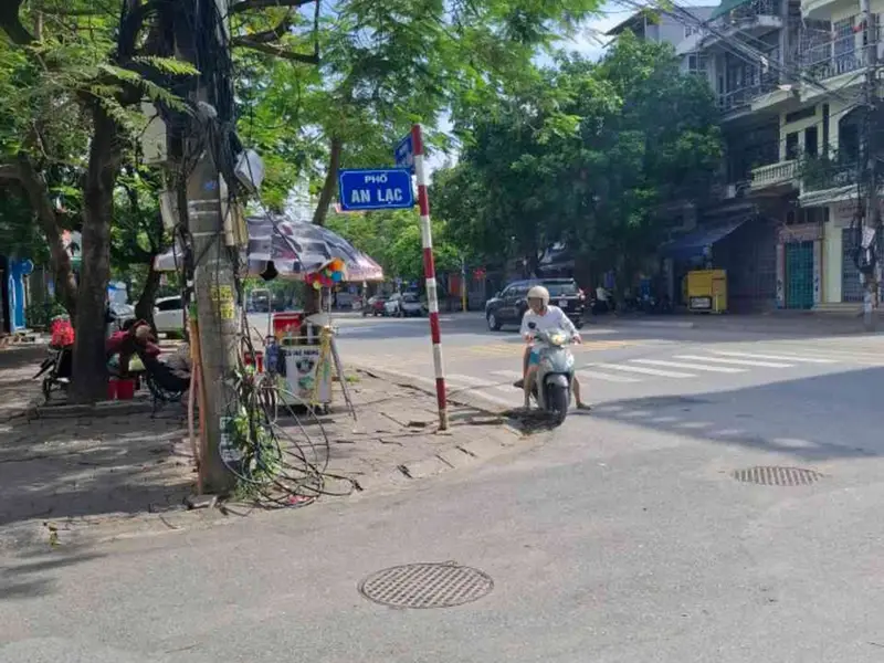 Nhà mặt phố 6 tầng có thang máy, thuận tiện gần các trường học tại khu An Lạc... Bán nhà mặt phố tại Hồng Bàng, Hải Phòng 01