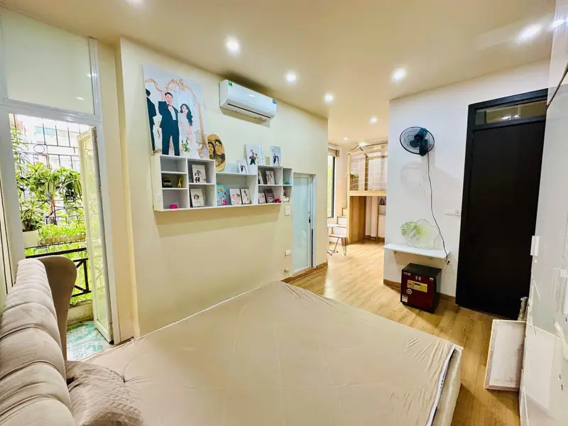 Nhà 5 tầng, lô góc 2 mặt tiền ô tô đỗ cửa khu Cầu Giấy, kinh doanh.... Bán nhà riêng tại Cầu Giấy, Hà Nội 01