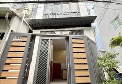 Nhà 3 tầng nhỏ gọn, đủ tiện nghi gần Phạm Văn Đồng giá 3.39 tỷ... Bán nhà riêng tại Bình Lợi Trung, Hồ Chí Minh 01