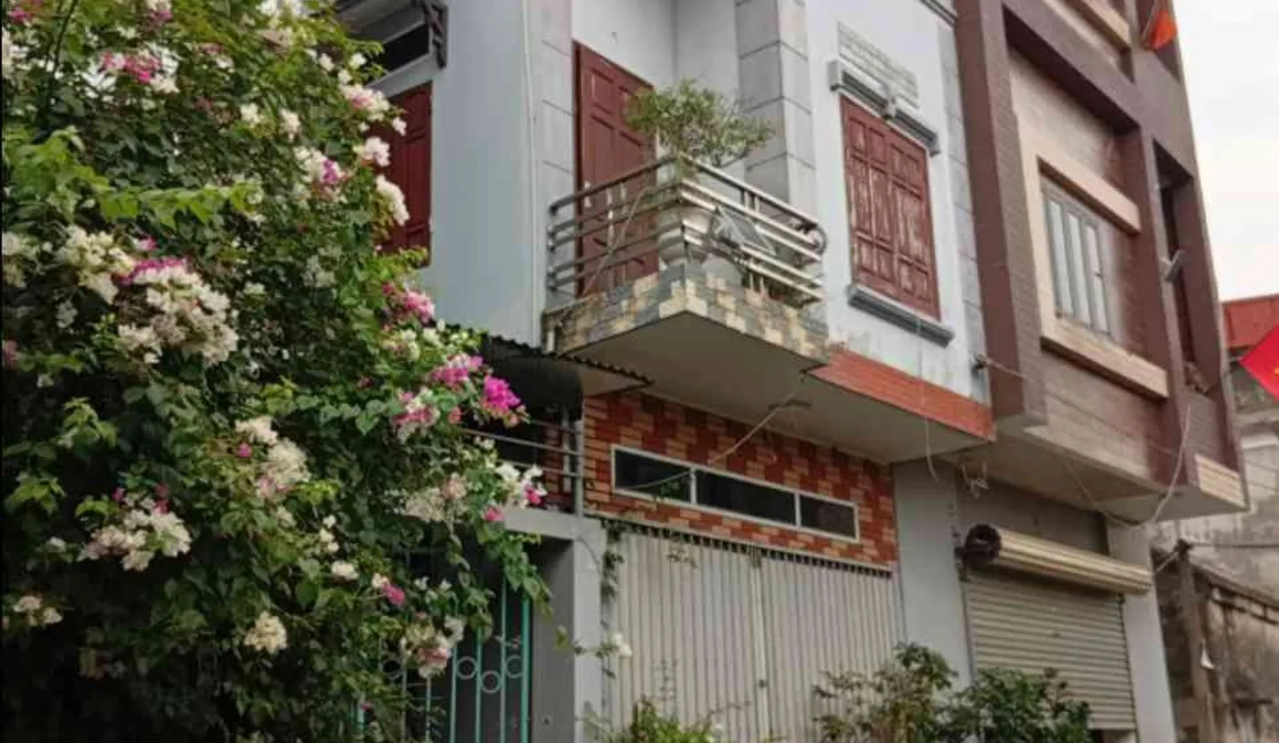 Bán nhà mặt phố Tam Sơn, Từ Sơn, Bắc Ninh, gần Đại Học Luật 3 tầng, diện tích 107.1 m2... Bán nhà mặt phố tại Tam Sơn, Bắc Ninh 01