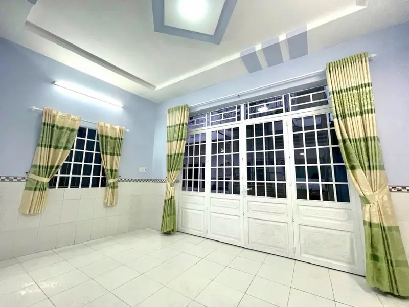 Cơ hội sở hữu nhà cấp 4 gần Vinhomes Quận 9 giá hấp dẫn... Bán nhà riêng tại Long Bình, Hồ Chí Minh 01