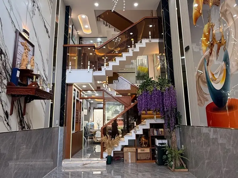 Nhà 5 tầng hiện đại ngay phường Thới An, Sài Gòn, đầy đủ tiện nghi... Bán nhà riêng tại Thới An, Hồ Chí Minh 01