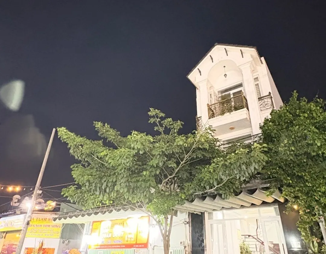 150M2 | LÔ GÓC 2 MẶT TIỀN | NGANG KHỦNG 12M | DÒNG TIỀN 15 TRIỆU/THÁNG... Bán nhà mặt phố tại An Phú Đông, Hồ Chí Minh 01