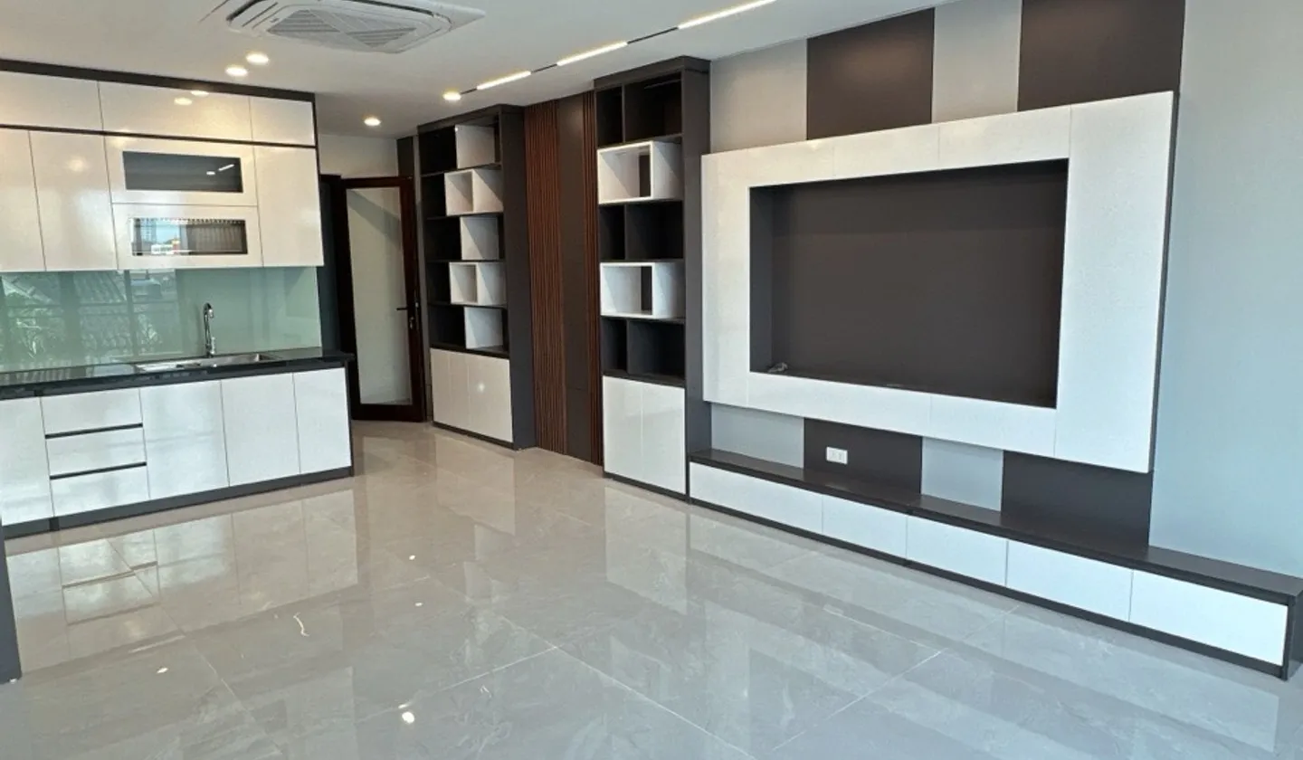 Nhà gần Hồ phân lô ô tô tránh 6 tầng thang máy, gara ô tô tại Gia Quất cực hiếm... Bán nhà riêng tại Bồ Đề, Hà Nội 01