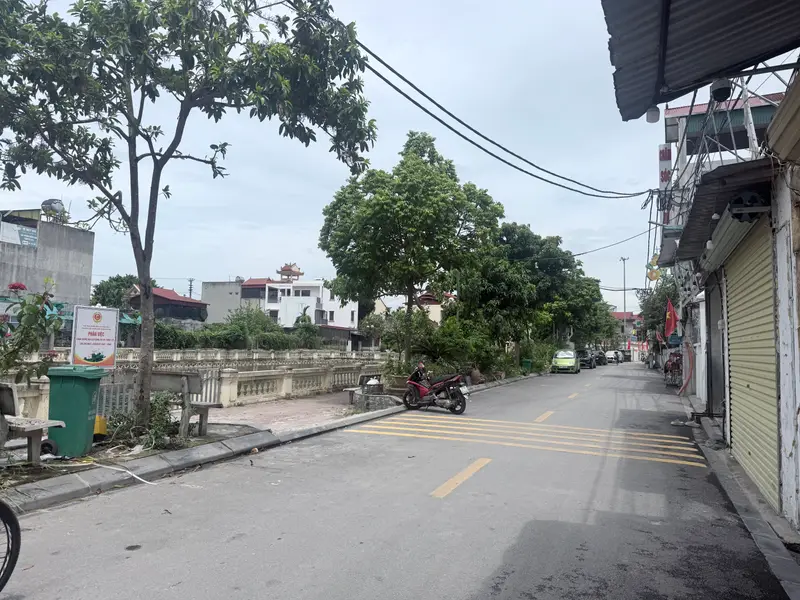 NHÀ 4 TẦNG VIEW TRỰC DIỆN HỒ – 2 THOÁNG – KINH DOANH 3 Ô TÔ TRÁNH – 5’ CẦU THĂNG LONG - NHỈNH 9 TỶ... Bán nhà riêng tại Đông Anh, Hà Nội 01