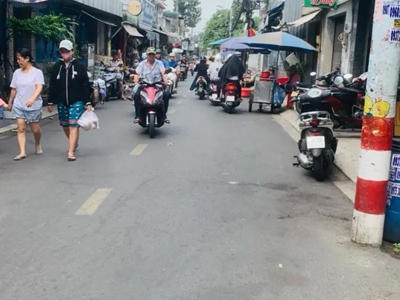 TRUNG TÂM PHƯỜNG BÌNH CHIỂU

📐 Diện tích: 94m² (ngang 4m x dài 24m)
📄 Sổ hồng riêng, vuông vức A4... Bán nhà mặt phố tại Tam Bình, Hồ Chí Minh 01