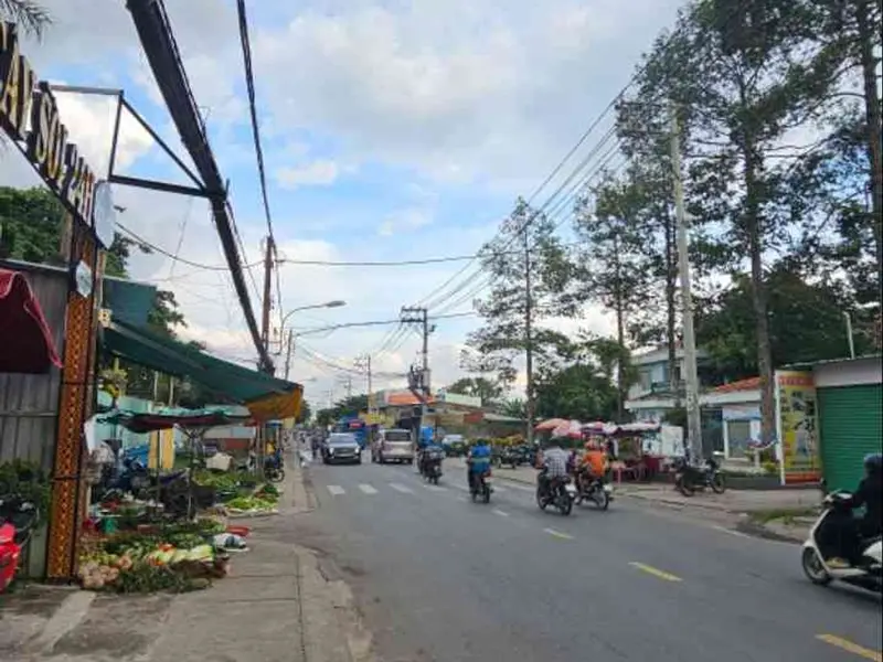 Bán nhà mặt phố 2 tầng, 192m² kinh doanh sầm uất tại Phan Văn Hớn... Bán nhà mặt phố tại Bà Điểm, Hồ Chí Minh 01