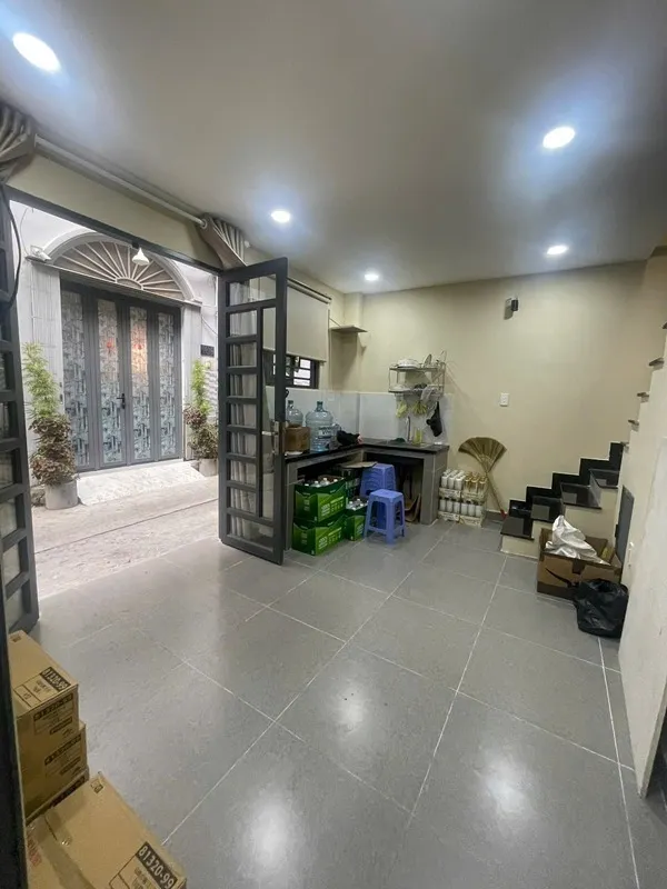 🔥 GIẢM 300TR – CÒN 8,65 TY🔥
🏡 Trần Hưng Đạo, Q5 – Sát mặt tiền, sát hẻm xe hơi, lô góc 3 mặt... Bán owner_side tại Chợ Quán, Hồ Chí Minh 01