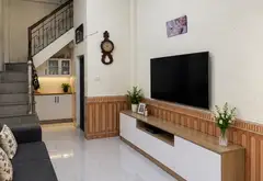Nhà phânlô 3 tầng cũ xây chắc , ngõ rộng tại trung tâm LongBiên, giá 4.7tỷ còn thương lượng tốt 🍀... Bán nhà riêng tại Long Biên, Hà Nội 03
