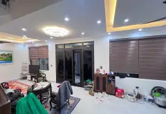 Bán nhà riêng 4 tầng tại phường Thanh Am, mặt tiền rộng 10.5m, đầy đủ tiện ích... Bán nhà riêng tại Việt Hưng, Hà Nội 06