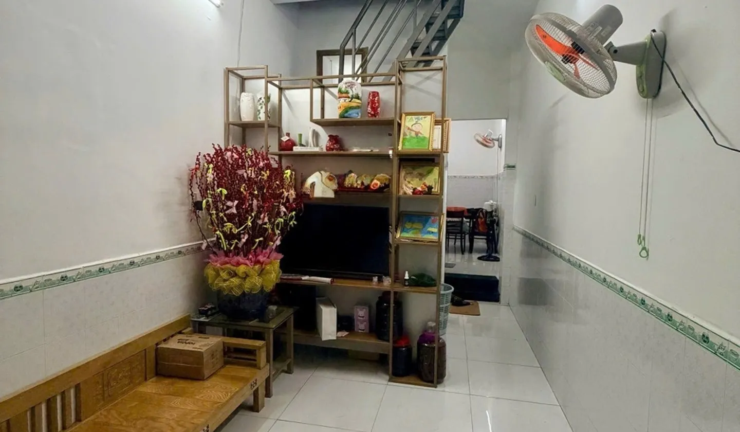 NHÀ 2 TẦNG - ĐƯỜNG THỐNG NHẤT – TP HCM – CHÍNH CHỦ - NHỈNH 4 TỶ... Bán nhà riêng tại An Hội Đông, Hồ Chí Minh 01
