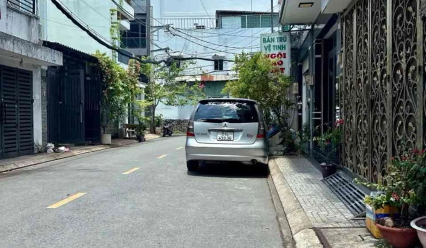 Nhà riêng 2 tầng mặt tiền rộng tại phường Bình Hưng Hoà B, quận Bình Tân... Bán nhà riêng tại Bình Tân, Hồ Chí Minh 01