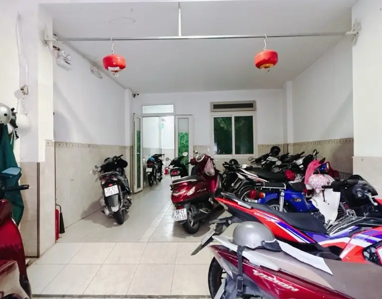 Chdv mini Đoàn Văn Bơ - 70m² (4.4×14) - 7.x tỷ - 9Pn khép kín - Dòng tiền 300tr/năm... Bán nhà riêng tại Xóm Chiếu, Hồ Chí Minh 01
