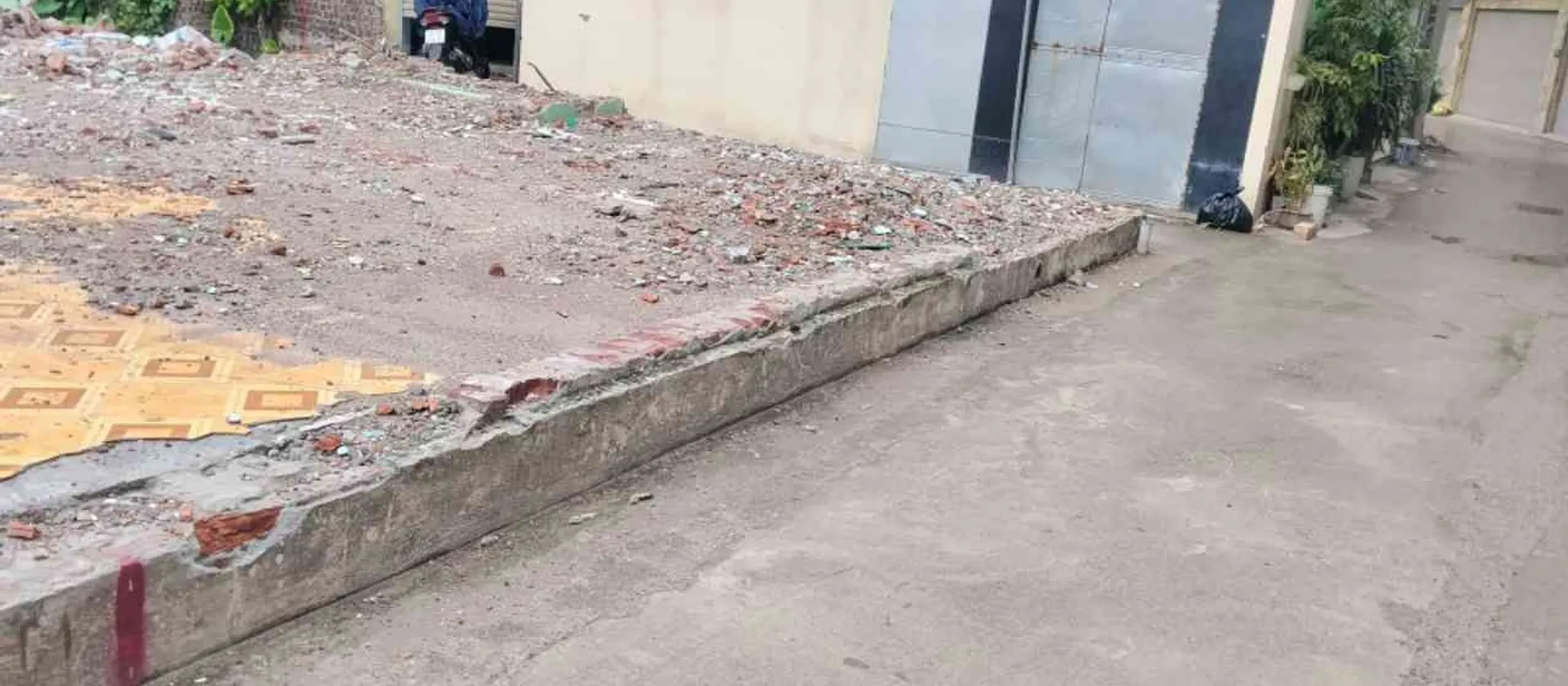 Bán đất mặt tiền rộng, ô tô vào đất tại Long Biên. Bán gấp... Bán đất tại Long Biên, Hà Nội 01