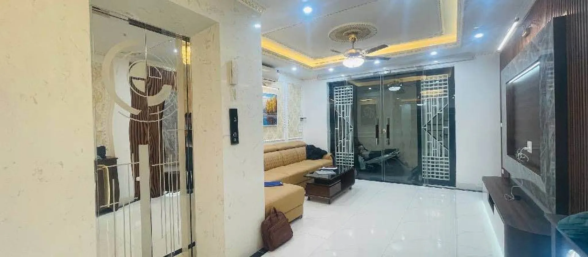 Bán nhà riêng 6 tầng gần Hồ Tây, Võ Chí Công, full nội thất, giá 16.8 tỷ... Bán nhà riêng tại Nghĩa Đô, Hà Nội 01