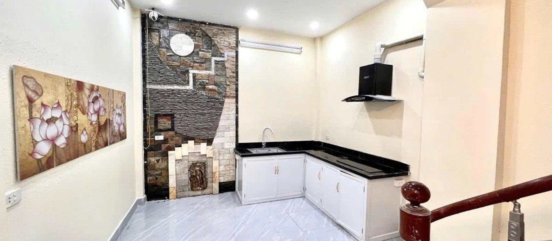 Cơ hội sở hữu nhà 6 tầng kinh doanh phòng dịch vụ tại Yên Hòa, sinh lời trên 20 triệu/tháng... Bán nhà riêng tại Yên Hòa, Hà Nội 01