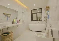 Bán nhà riêng 5 tầng tại Cổ Nhuế, mặt tiền 4.5m, gần phố, pháp lý cơ sở... Bán nhà riêng tại Đông Ngạc, Hà Nội 01