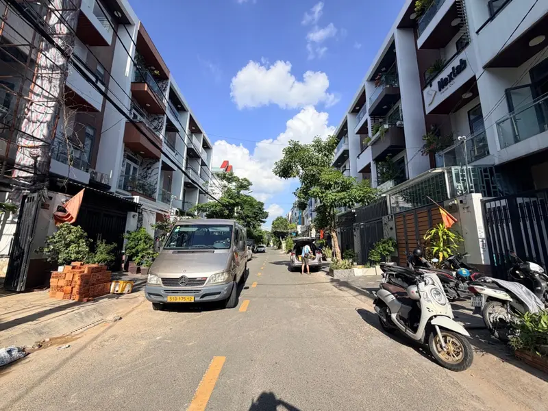 Nhà đẹp 4 tầng kinh doanh đỉnh đường rộng, giá hợp lý... Bán nhà riêng tại An Lạc, Hồ Chí Minh 01