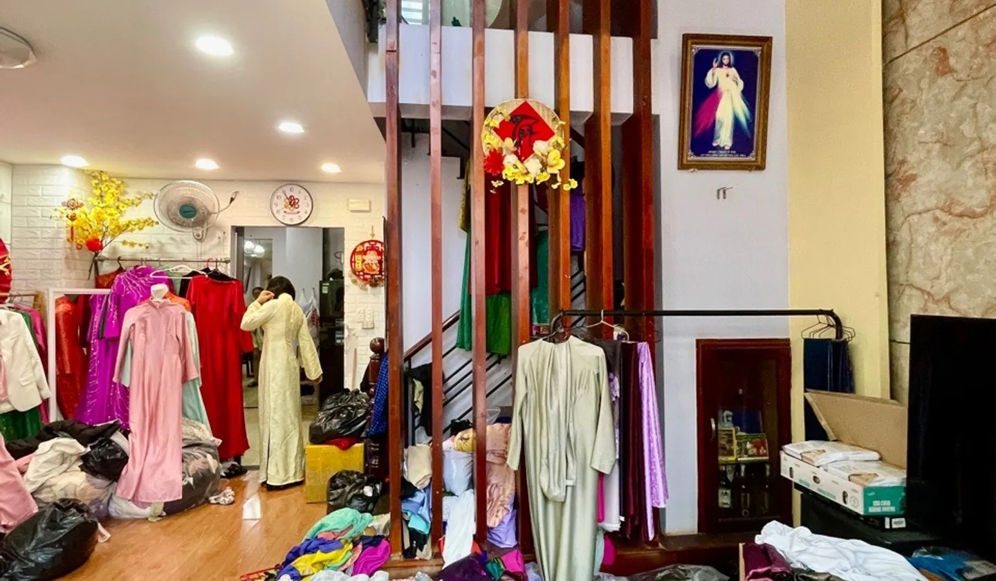 Nhà 4 tầng diện tích 36m2 tại khu vực Đồng Đen, Tân Bình, giá 6.1 tỷ... Bán nhà riêng tại Tân Bình, Hồ Chí Minh 01