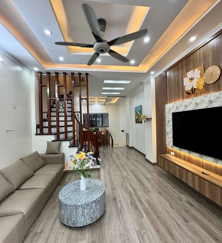 Bán nhà 5 tầng phân lô ô tô vào nhà tại phường Hoàng Mai, ngõ thông tiện kinh doanh... Bán owner_side tại Tương Mai, Hà Nội 01