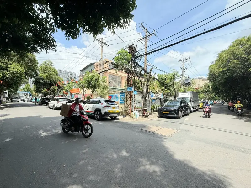 Siêu phẩm nhà mặt phố 5 tầng mặt tiền rộng 11m tại quận Tân Bình... Bán nhà mặt phố tại Tân Bình, Hồ Chí Minh 01