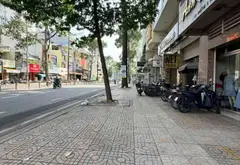 Nhà 2 mặt tiền kinh doanh đỉnh tại Quận 11, 5 tầng sẵn sàng đón khách... Bán nhà mặt phố tại Minh Phụng, Hồ Chí Minh 02