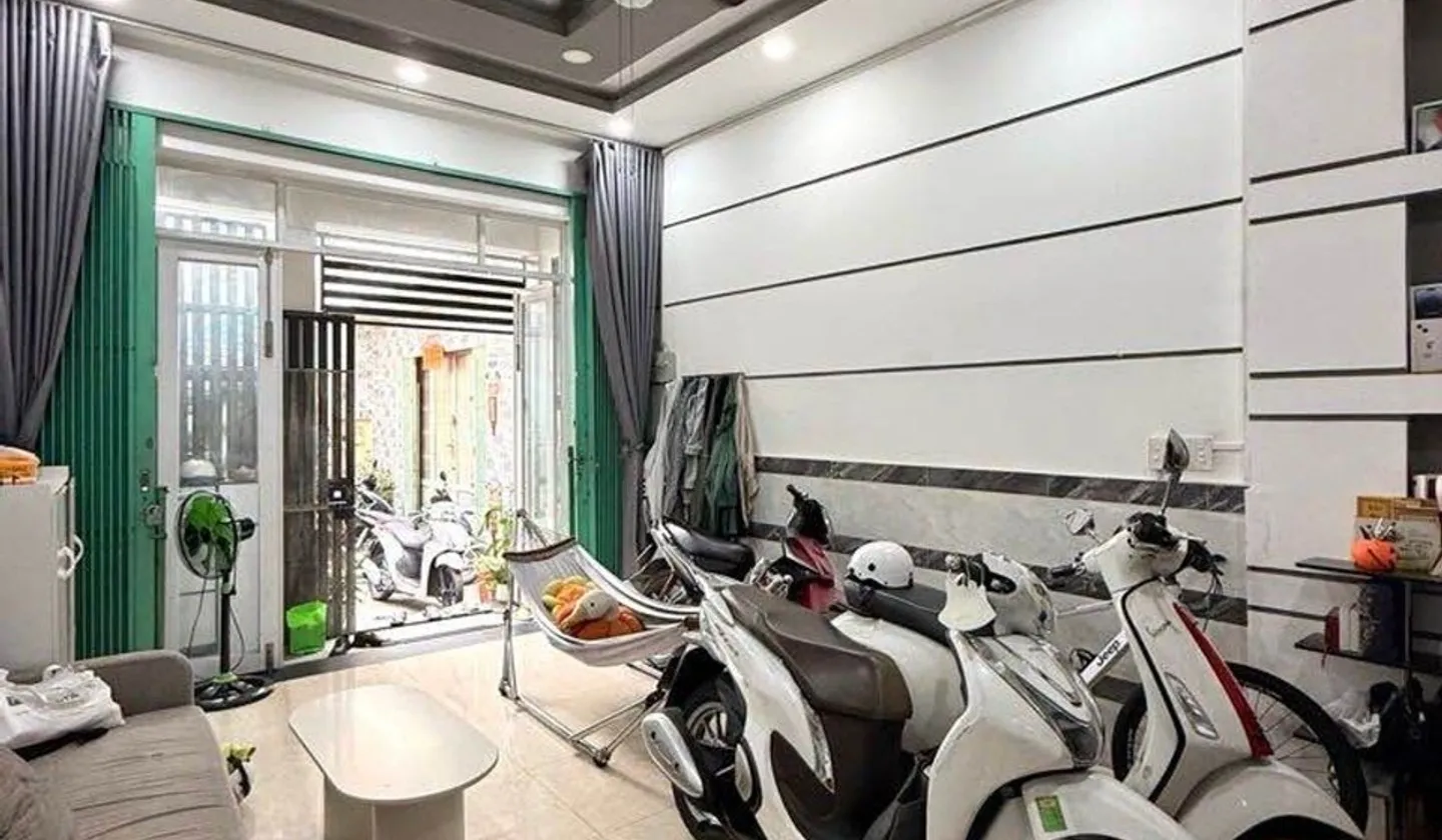 Nhà 2 Tầng - KDC Tên Lửa - Bình Tân - Ngang 5,7m x 13m - Ko Quy Hoạch Lộ Giới - Hẻm 5m - Nhỉnh 4Tỷ... Bán nhà riêng tại Bình Trị Đông, Hồ Chí Minh 01