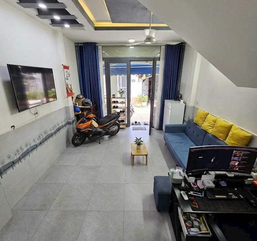 🏠NHÀ 2 TẦNG LÊ VĂN QUỚI ĐÚC BTCT 4X10M -1TRỆT 1LẦU 2PN-HẺM 6M XE TẢI THÔNG TỨ TUNG 👉4 TỶ NHỈNH... Bán nhà riêng tại Bình Trị Đông, Hồ Chí Minh 01