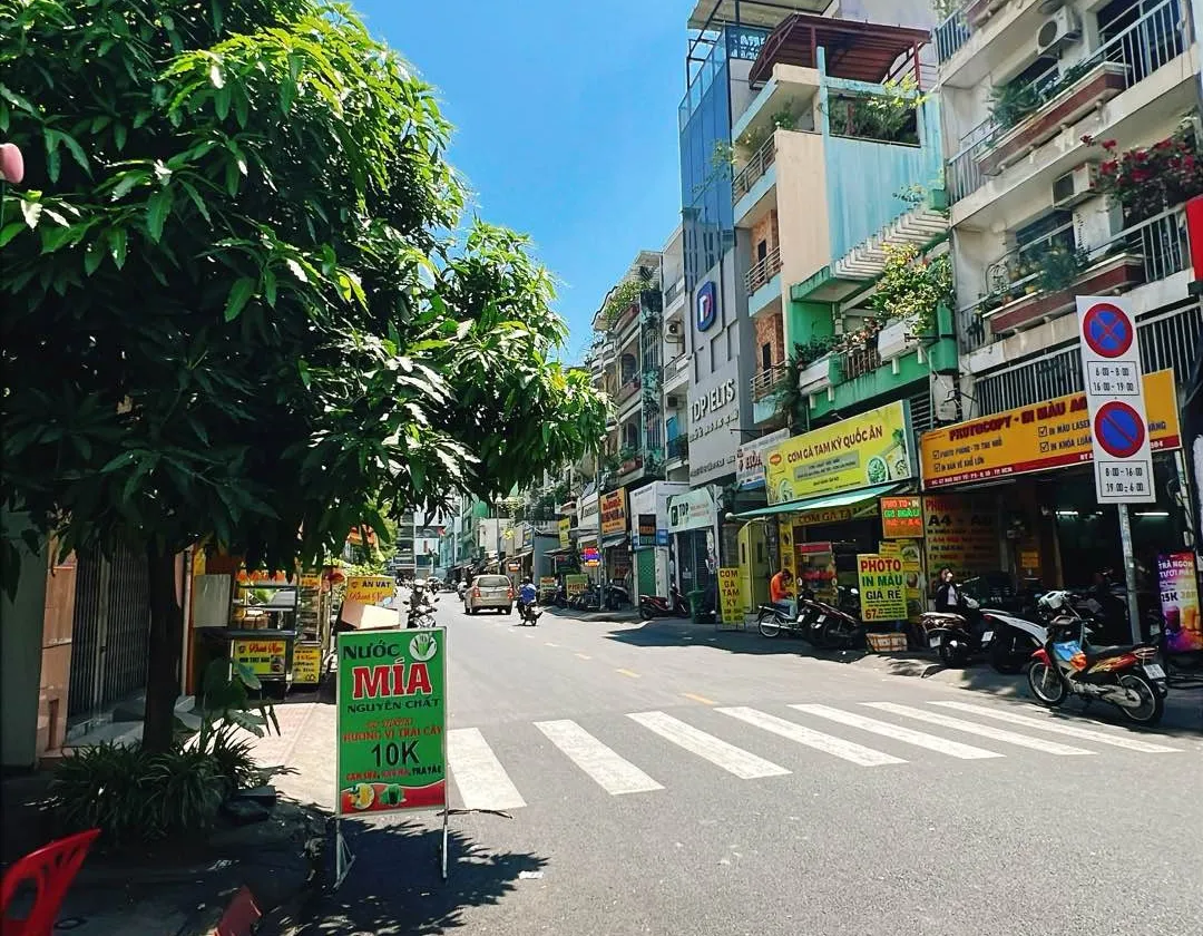 Căn Góc Thương Mại 2 Mặt Tiền Trục Nguyễn Tiểu La & Đào Duy Từ, - HD Thuê 3,24 tỷ đồng... Bán nhà mặt phố tại Diên Hồng, Hồ Chí Minh 01