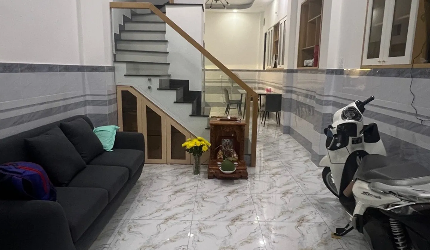 Nhà riêng 4 tầng hướng Đông Bắc tại Hoàng Hoa Thám, diện tích 39m²... Bán nhà riêng tại Bình Lợi Trung, Hồ Chí Minh 01