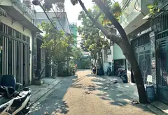 BÁN NHÀ XƯỞNG SÁT HƯƠN.G LỘ 2 - COOPMAR.T - ( 7.5X17M ) CHỈ 9$ NHỎ... Bán nhà riêng tại Bình Trị Đông, Hồ Chí Minh 02