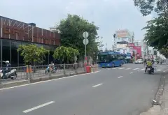 🔥 CHỈ 2 TỶ 860 – CÓ GARA Ô TÔ – HẺM 8M PHAN VĂN TRỊ

📍 P. Hạnh Thông, TP.HCM... Bán nhà riêng tại Hạnh Thông, Hồ Chí Minh 15