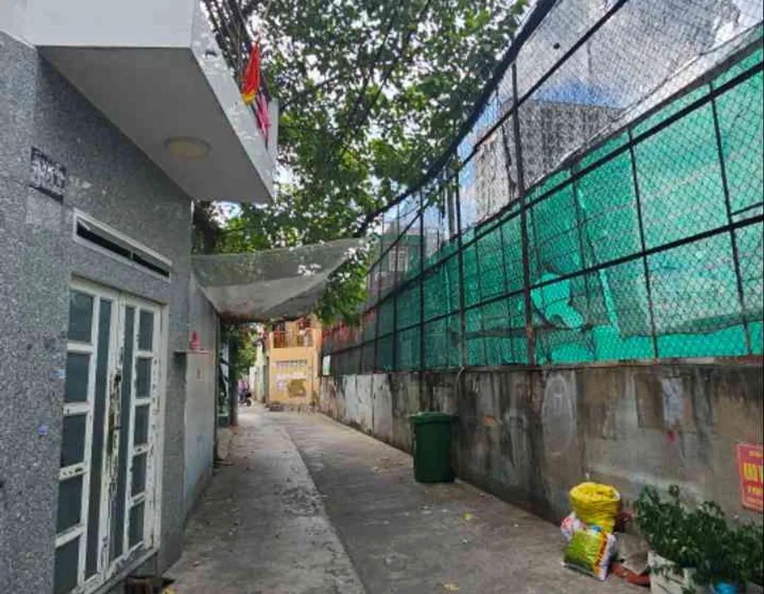 Bán nhà riêng 3 tầng 13m2 ở phường Lũy Bán Bích giá 2.37 tỷ... Bán nhà riêng tại Tân Phú, Hồ Chí Minh 01