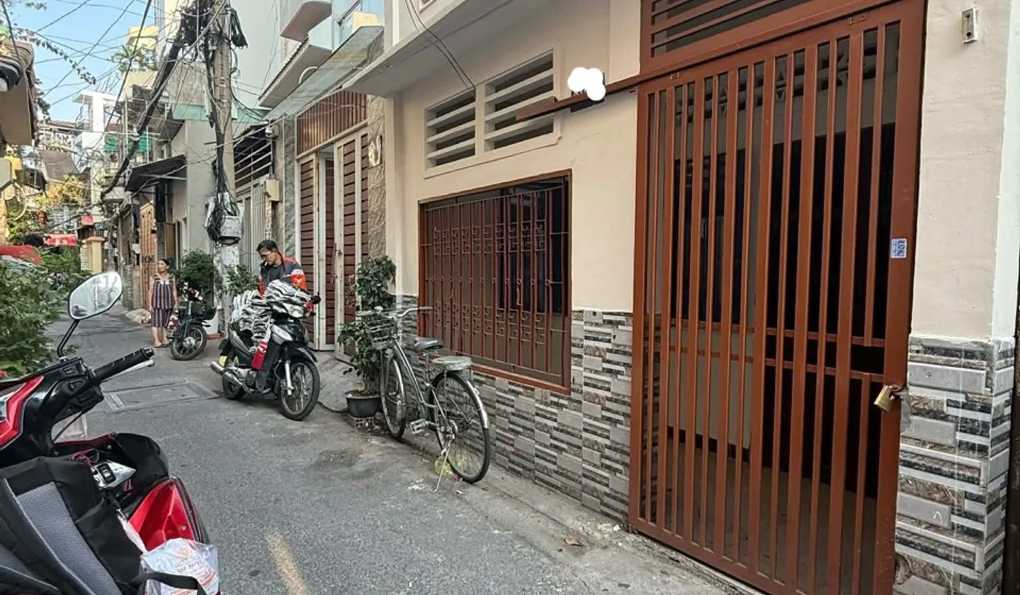 Nhà 2 Tầng Phường Tân Hòa Gần Quận 10 - Giá Hấp Dẫn... Bán nhà riêng tại Tân Hòa, Hồ Chí Minh 01