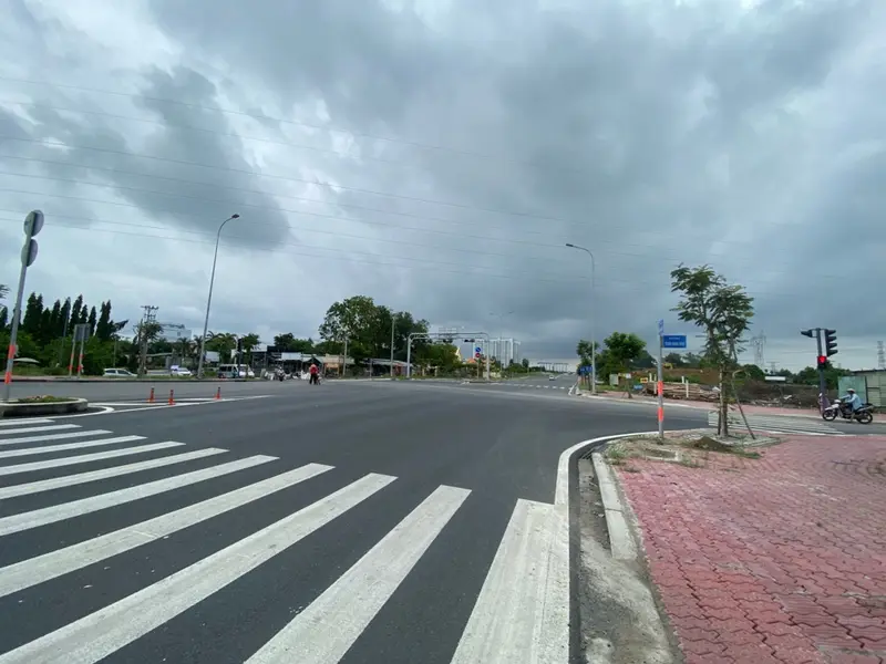 Nhà cấp 4 mặt tiền đường phố tiện Kinh doanh 334m2 13tỷ Nhỉnh. Ngay ngã tư Bình Hưng...... Bán nhà mặt phố tại Bình Hưng, Hồ Chí Minh 01