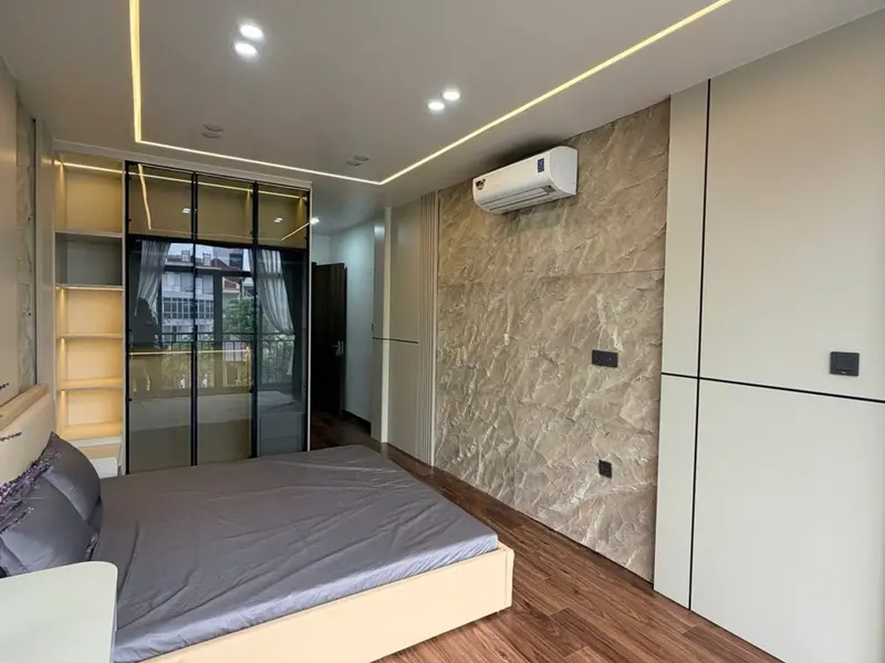 Nhà phố 8 tầng sầm uất, thang máy, kinh doanh đỉnh tại Ngô Gia Tự... Bán nhà mặt phố tại Việt Hưng, Hà Nội 01