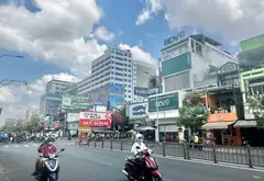 Nhà mặt tiền Lý Thái Tổ quận 10, kinh doanh tốt, 3 tầng rộng rãi... Bán nhà mặt phố tại Hòa Hưng, Hồ Chí Minh 03
