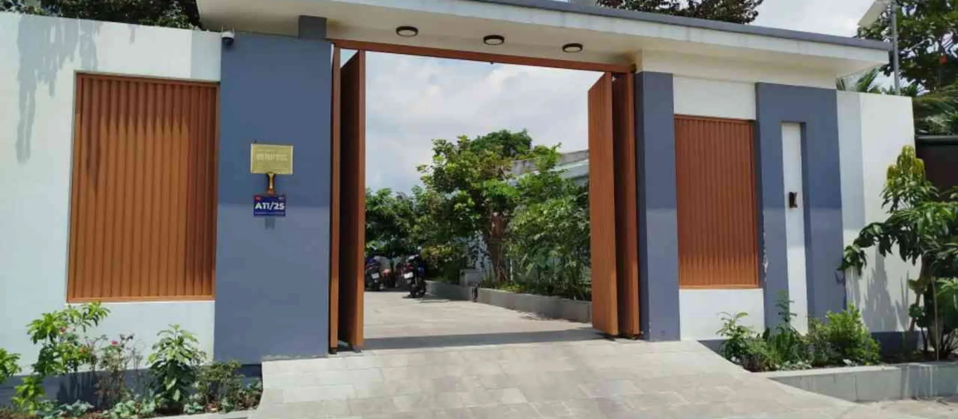 Bán nhà mặt phố 4 tầng tại Hưng Nhơn, tiện kinh doanh... Bán nhà mặt phố tại Tân Nhựt, Hồ Chí Minh 01