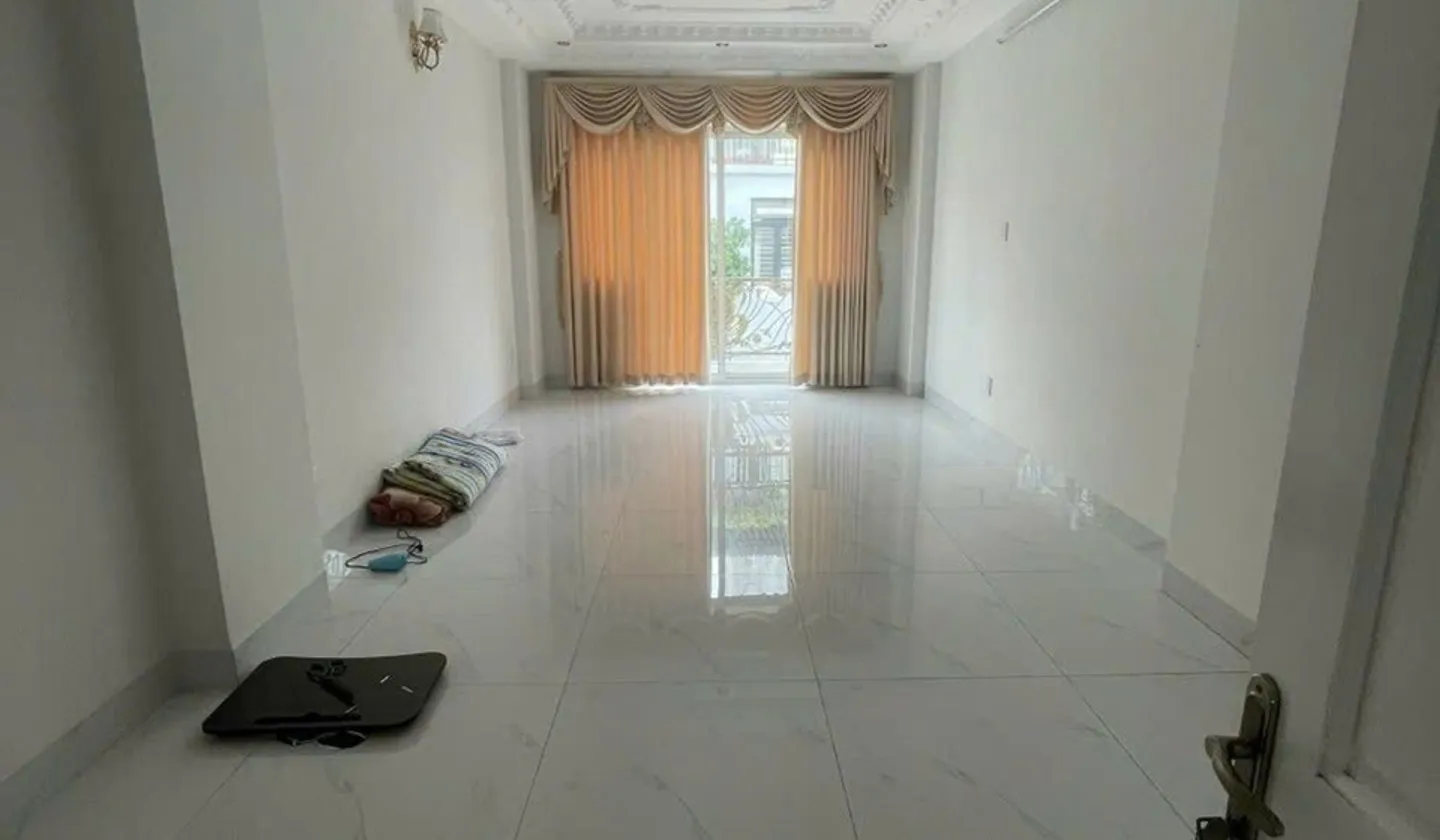 Bán nhà mặt phố Phú Nhuận 4 tầng mới, diện tích 60.5m², tiện kinh doanh và ở ngay... Bán nhà mặt phố tại Phú Nhuận, Hồ Chí Minh 01
