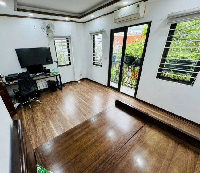 Mình chính chủ bán nhà mặt ngõ 521 Trương Định, Hoàng Mai – 46M 6T. Ô tô vào nhà tại Hà Nội 01