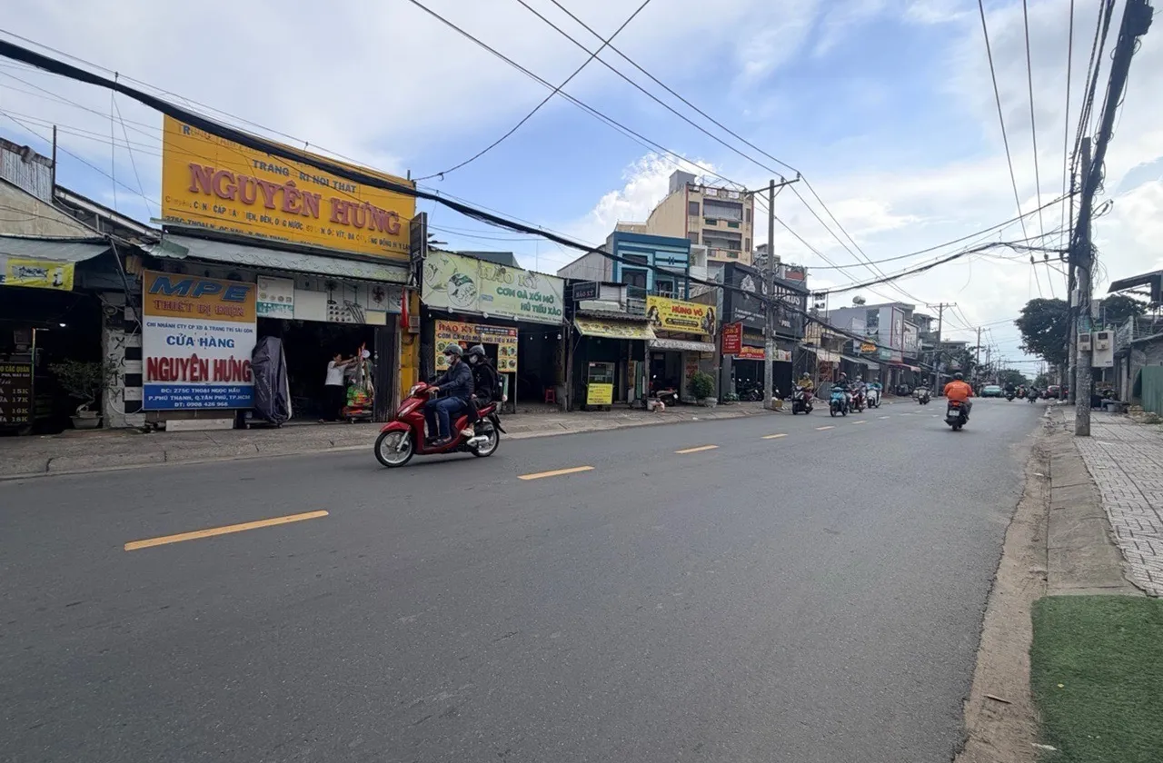 BÁN NHÀ MỚI HẺM XE TẢI - THOẠI NGỌC HẦU – TÂN PHÚ - 84,8M² - 1 TRỆT 1 LẦU... Bán nhà riêng tại Phú Thạnh, Hồ Chí Minh 01