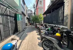 Nhà riêng 2 tầng 32m2 gần đại học Kinh tế Quận 10 giá 6.2 tỷ thương lượng... Bán nhà riêng tại Diên Hồng, Hồ Chí Minh 02