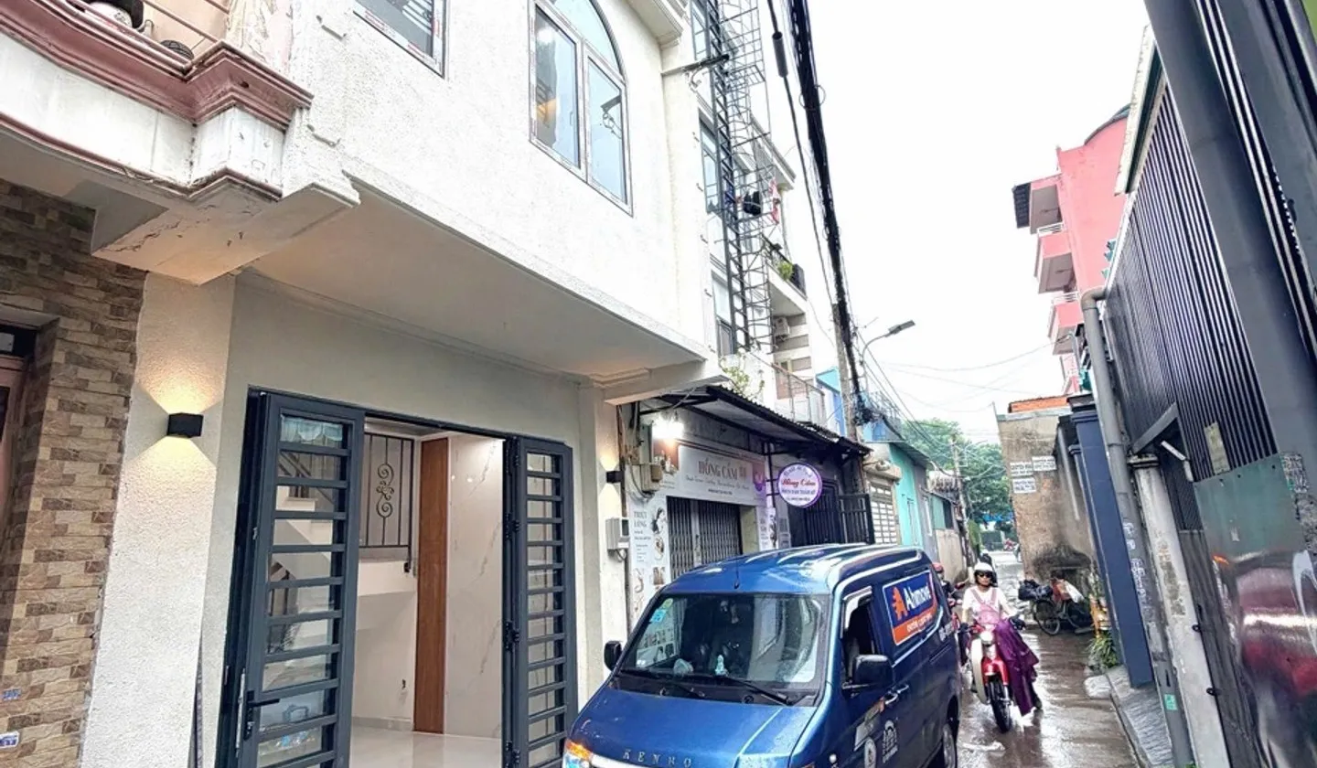 Bán nhà 3 tầng 36m2 hẻm 4m tại Tân Phú giá 5.85 tỷ... Bán nhà riêng tại Tân Sơn Nhì, Hồ Chí Minh 01