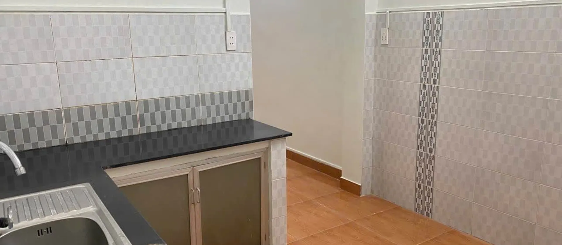 Nhà 2 Tầng Trung Tâm Tân Phú - Oto Đỗ Cửa, Giá Mềm... Bán nhà riêng tại Tân Sơn Nhì, Hồ Chí Minh 01