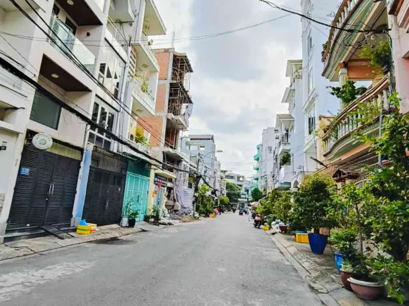 Hiếm Bán Khu Vực, Xe Hơi Tận Nhà Âu Dương Lân, Quận 8 ,Dt Ngang 4x17, Giá 8,Xtỷ... Bán nhà riêng tại Chánh Hưng, Hồ Chí Minh 01