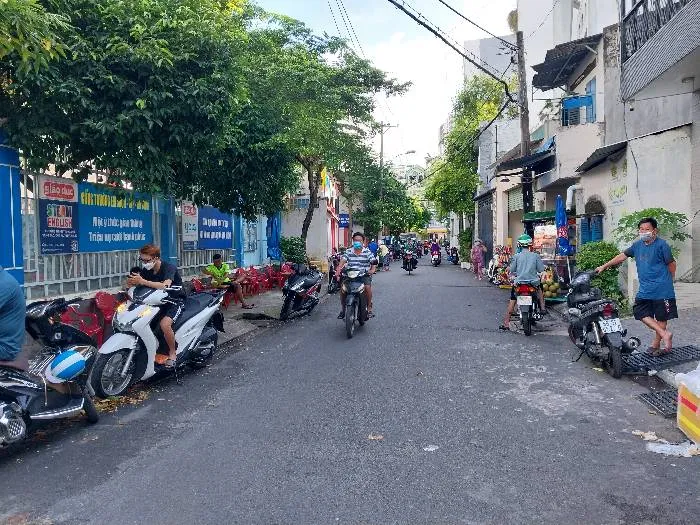 Bán nhà mặt phố phường 11 quận Tân Bình, diện tích rộng 121.3 m2... Bán nhà mặt phố tại Bảy Hiền, Hồ Chí Minh 01
