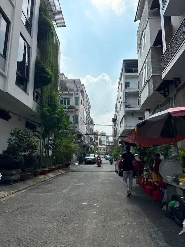 🏠 Quận 10 đường Thành Thái, hẻm 6m xe tải thông, DT53(3,5 x 15,2) - 3 tầng - 3PN 👉 Giá 9,9 tỷ... Bán nhà riêng tại Hòa Hưng, Hồ Chí Minh 01
