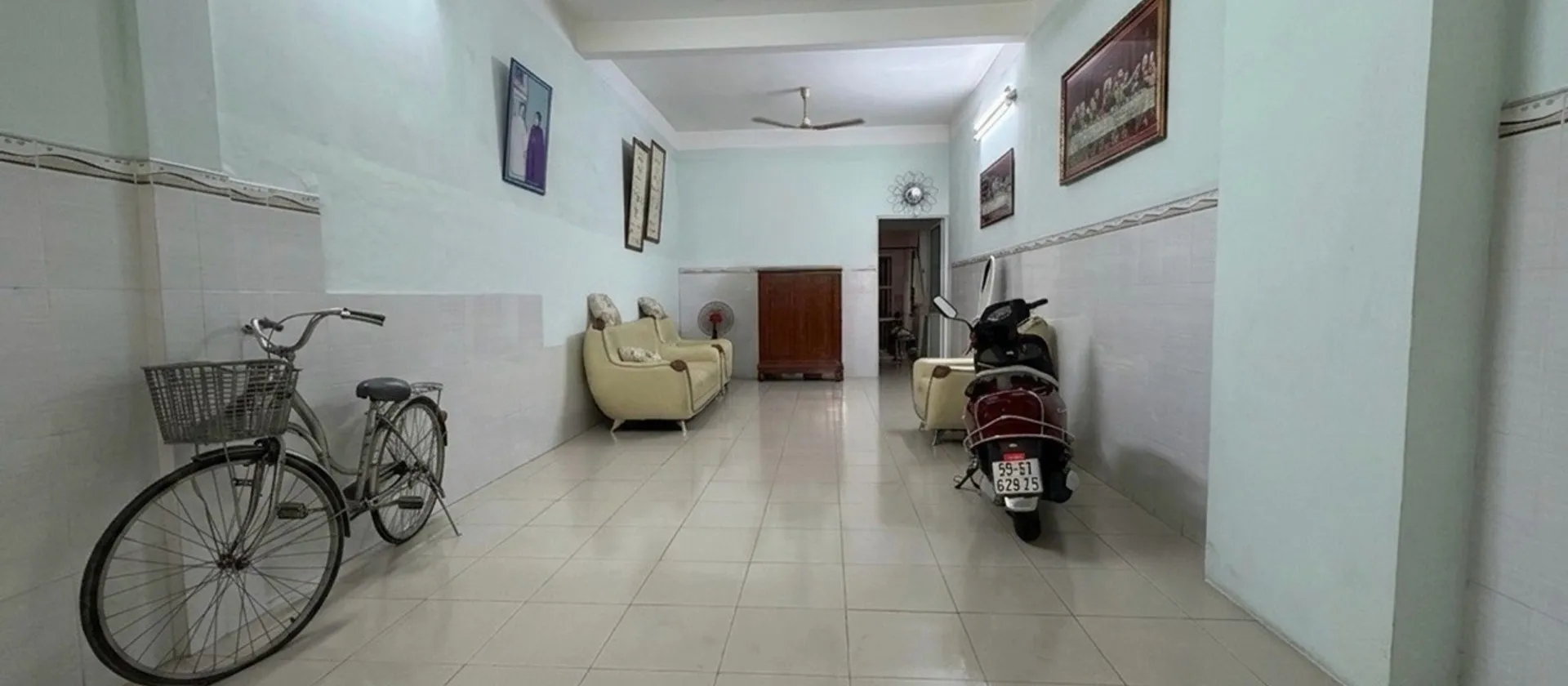 Bán nhà riêng 2 tầng hướng Đông Nam tại Phú Nhuận, diện tích 116.5 m2... Bán nhà riêng tại Phú Nhuận, Hồ Chí Minh 01