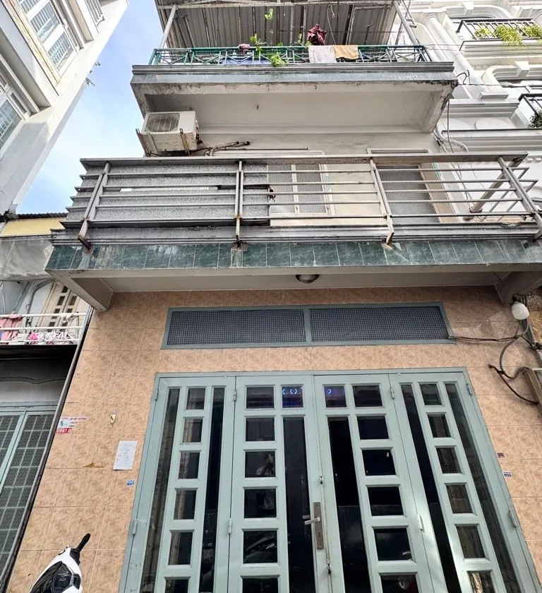 Cơ hội hiếm có nhà riêng 3 tầng vị trí đắc địa tại Bình Thạnh, giá tốt... Bán nhà riêng tại Bình Lợi Trung, Hồ Chí Minh 01